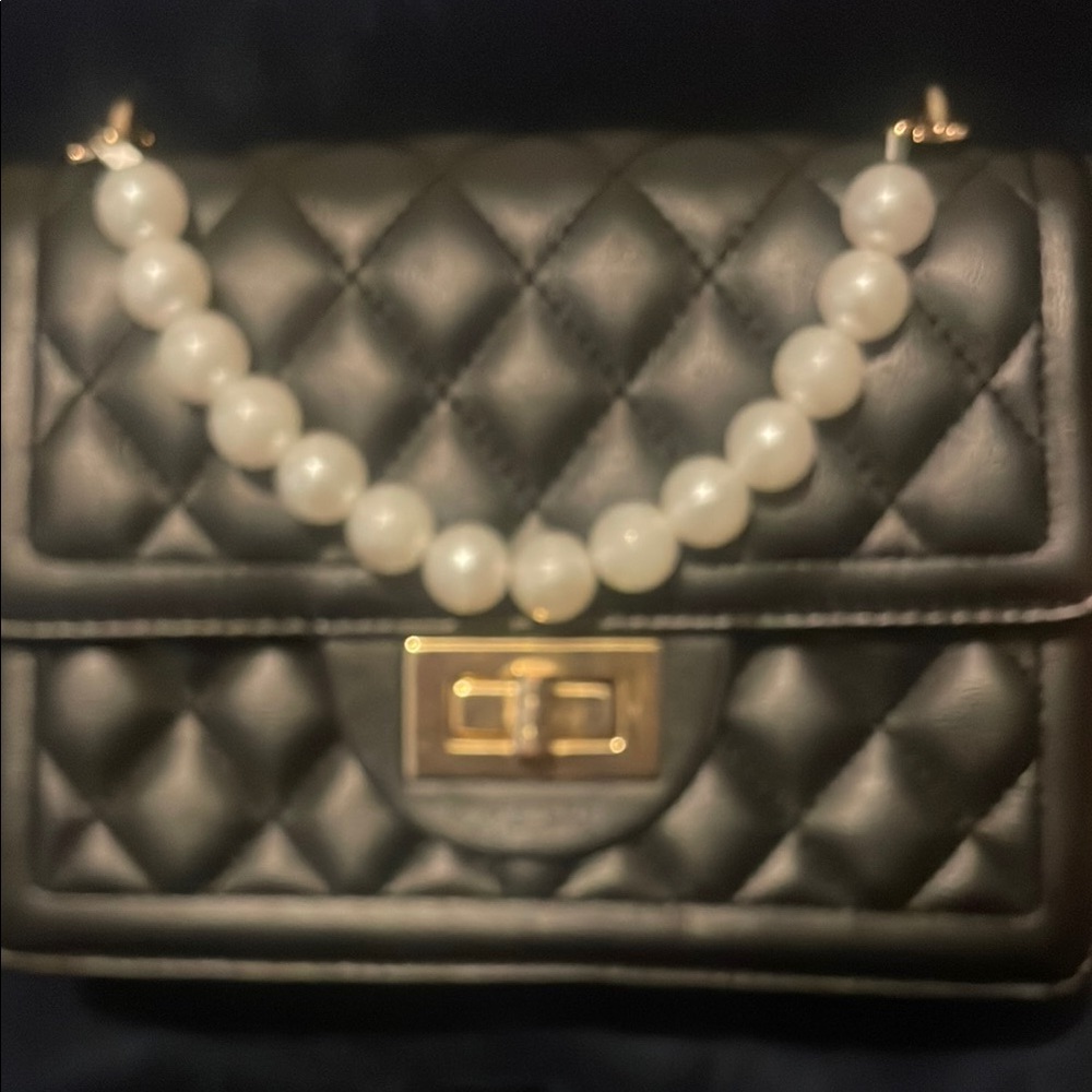 Elegant Black Quilted Bag with Pearl Accent